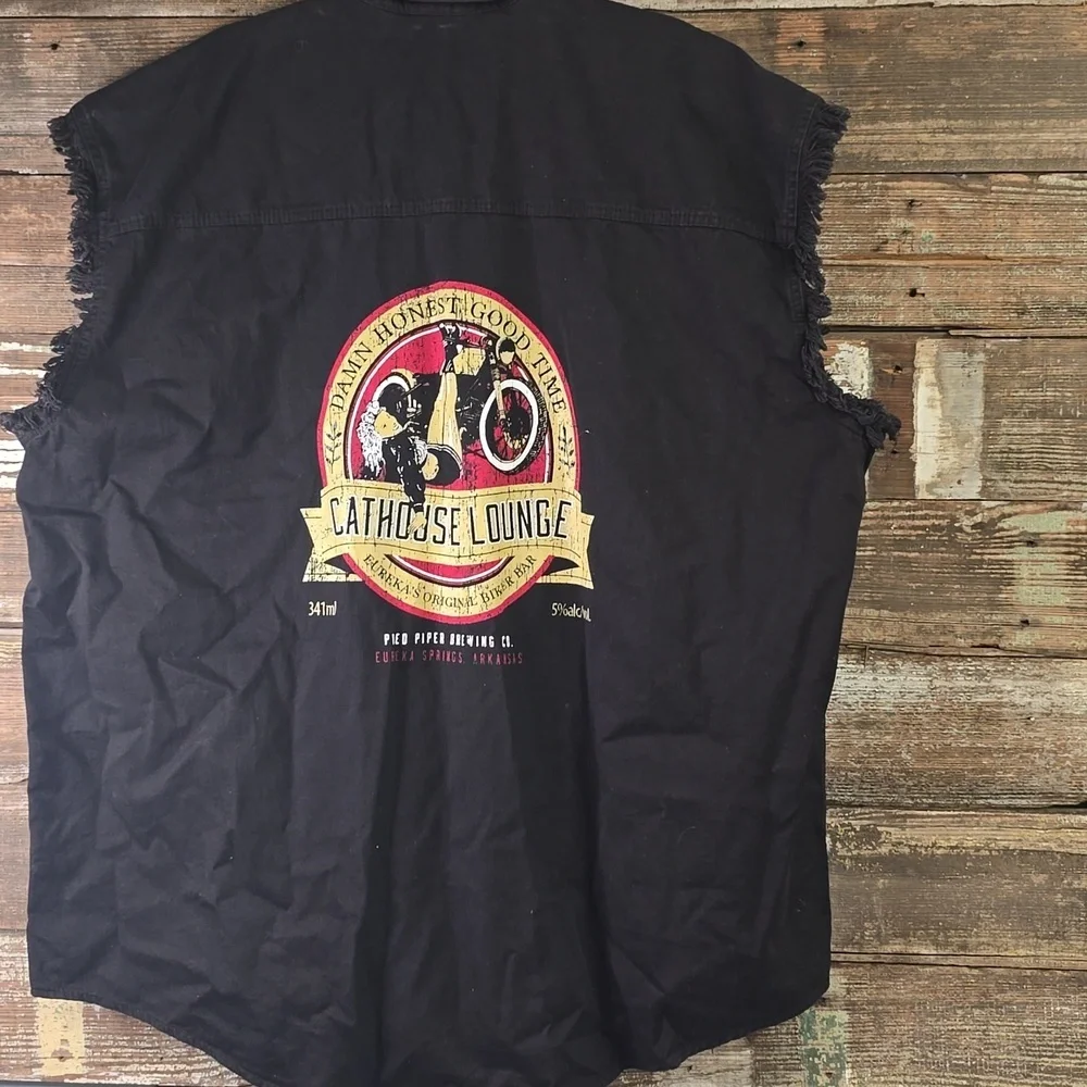 Mens Bikers Black Sleeveless Button-Up Shirt/Cathouse Lounge, Multiple Sz - Picture 3 of 8